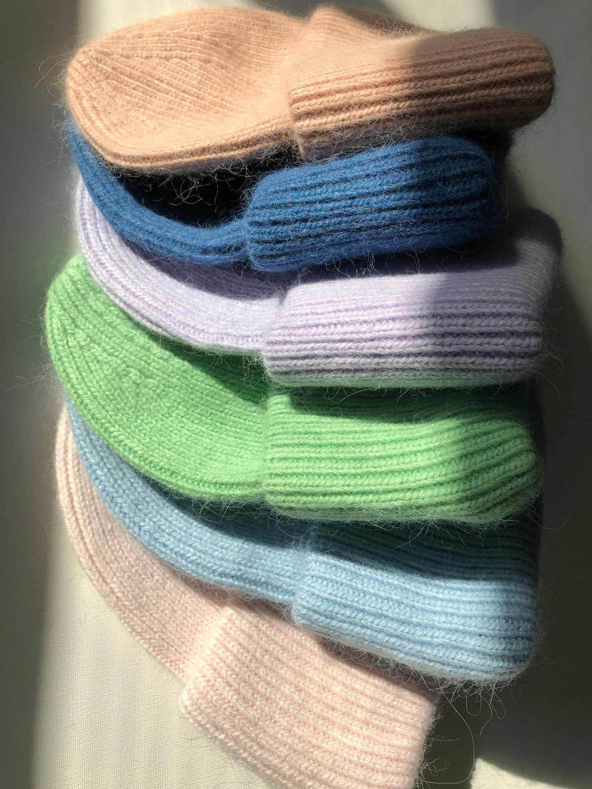 ROYAL ANGORA WOOL BEANIE - snow pastel Billy Bamboo