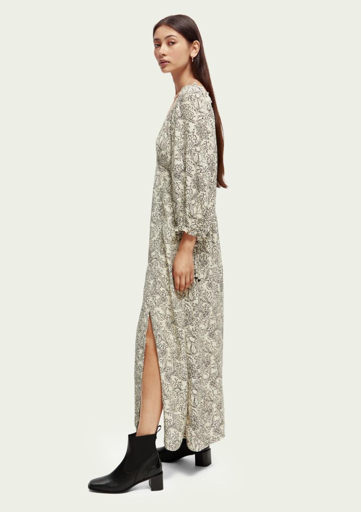 Easy Feminine Dress | Monochrome | Scotch & Soda Dress Scotch & Soda
