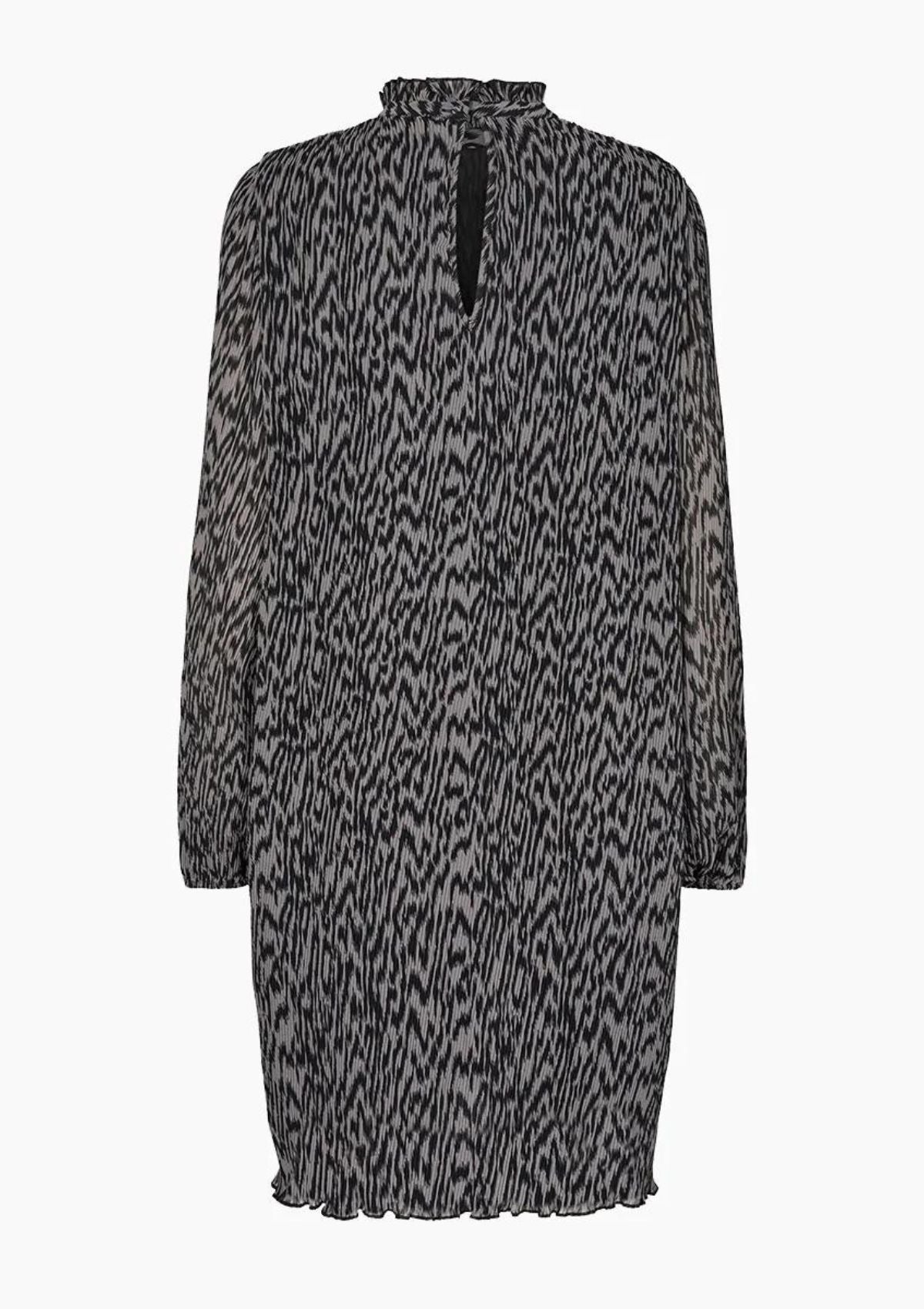 Ruffle Pleated Shift Dress | Wells 2 | Levete Room Dress Levete Room