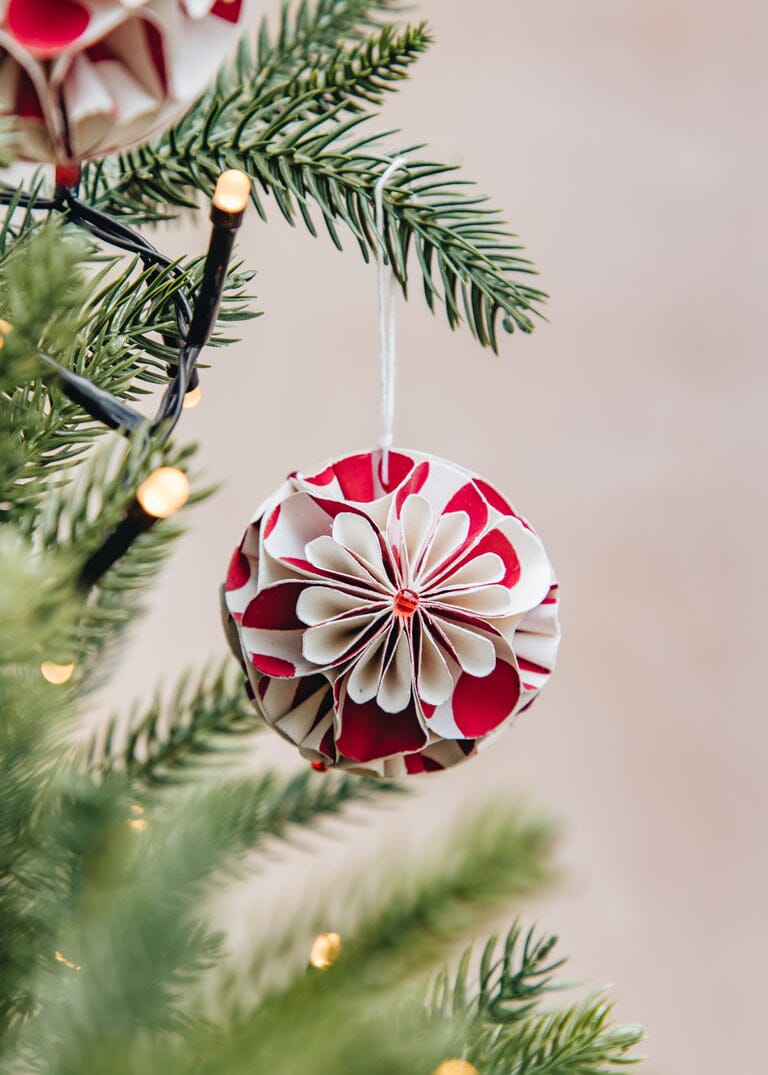 Flower Ball Ornament in White and Red | Box of Two | A World of Craft Christmas Decorations A World Of Craft