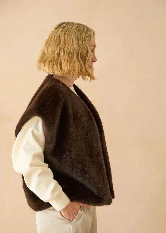 Claire Faux Fur Gilet | Chalk Gilet Chalk