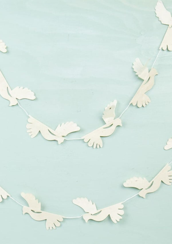 Nepal Hand Crafted White Dove Garland A World Of Craft