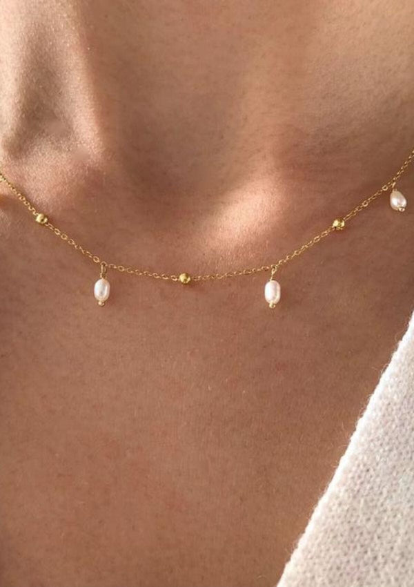 Ball Chain and Freshwater Pearls, Mother-Of-Pearl Necklace | Victoire Paris Necklace Victoire Collection