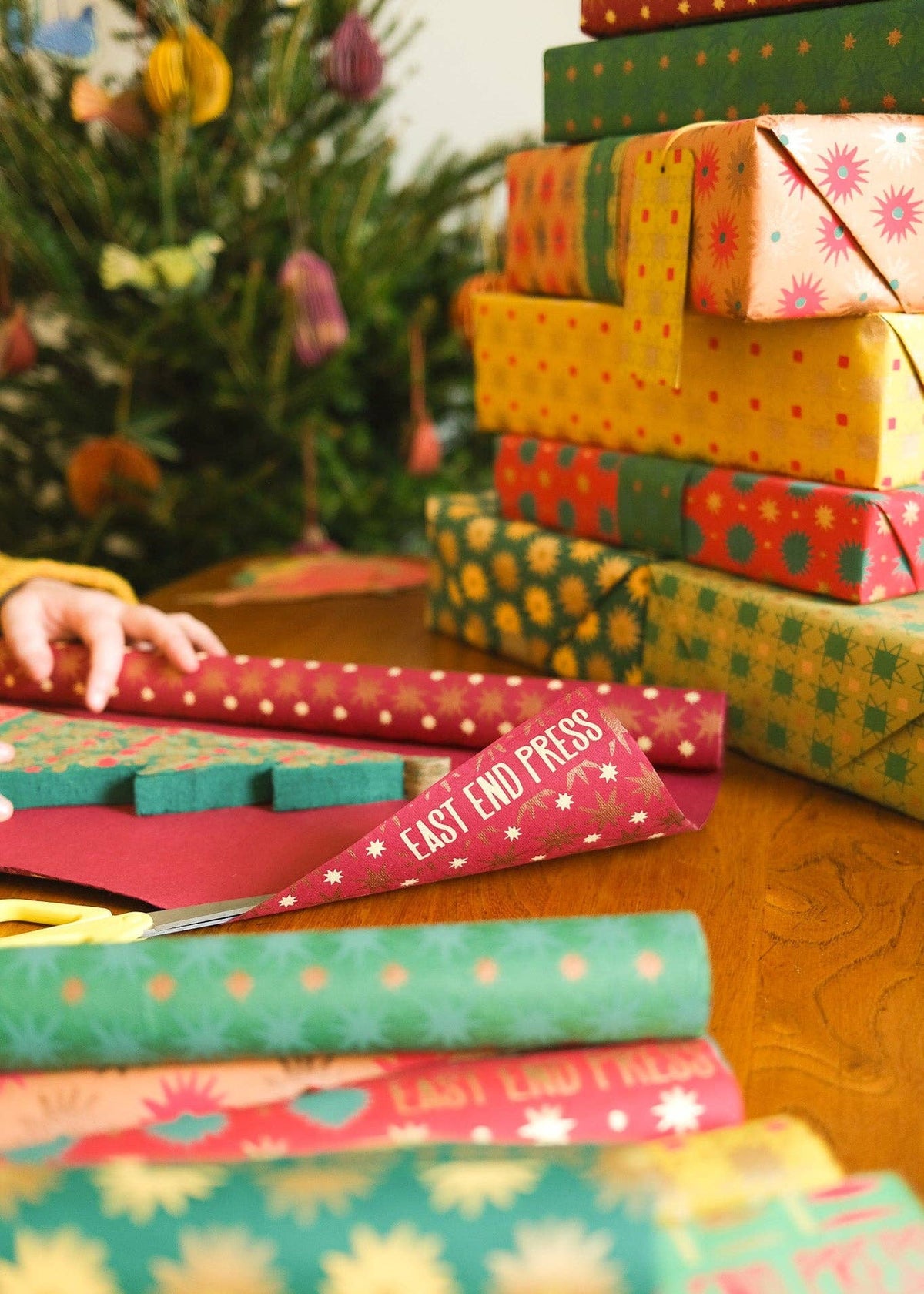 Festive Gift Wrap: Ruby Stars East End Press