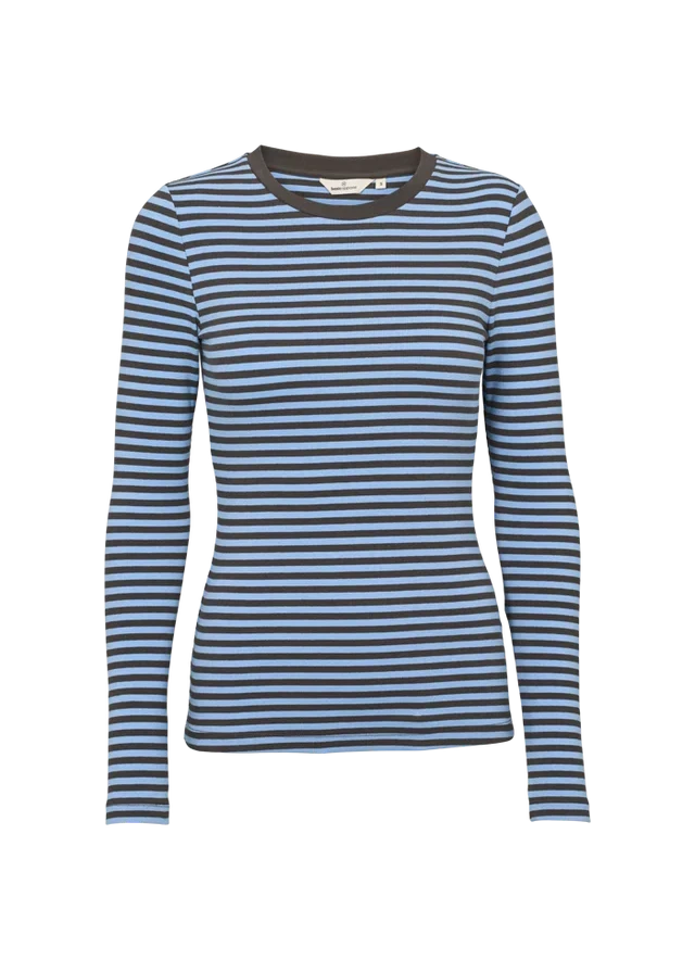 Ludmilla Long Sleeve Top | Basic Apparel Long Sleeve T-Shirt Basic Apparel