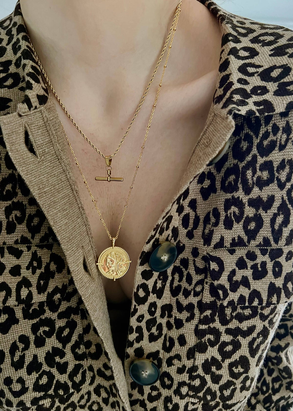 T Bar Pendant Necklace Rope Twist Chain 18k Gold Waterproof Gold Lunar